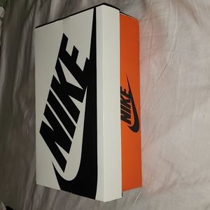 Nike empty box